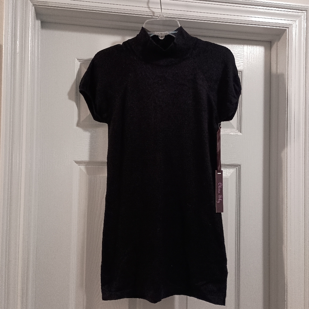 Olivia Sky Black Short Sleeve Super soft Mini Dress Size Medium Nwts